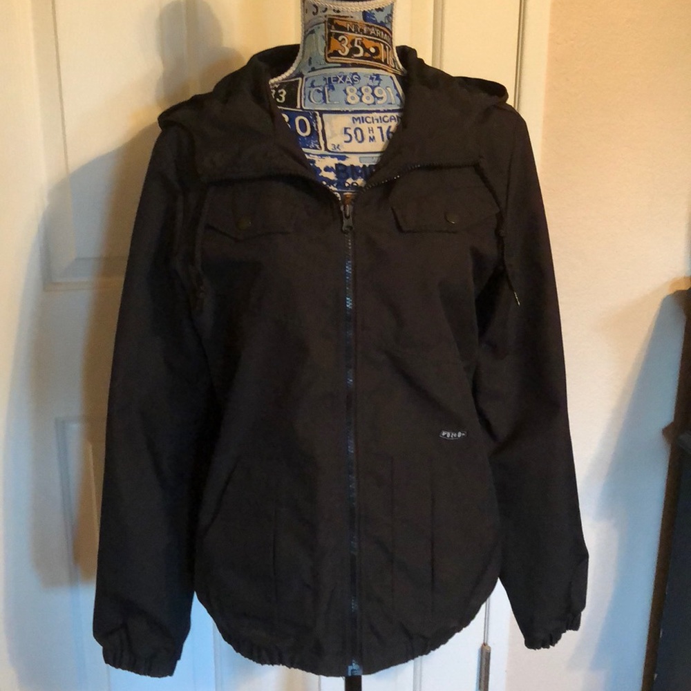 Women’s raincoat